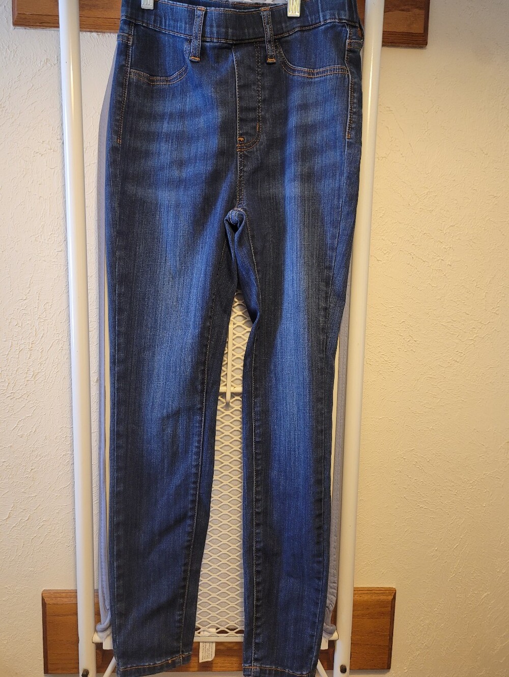 Judy Blue Mid-Dark Blue High-Rise Skinny Jeans